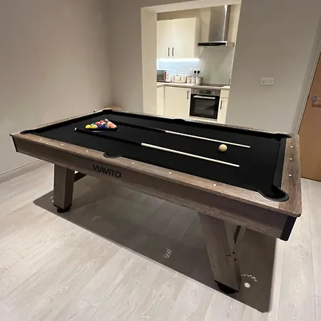 - Modern Spacious